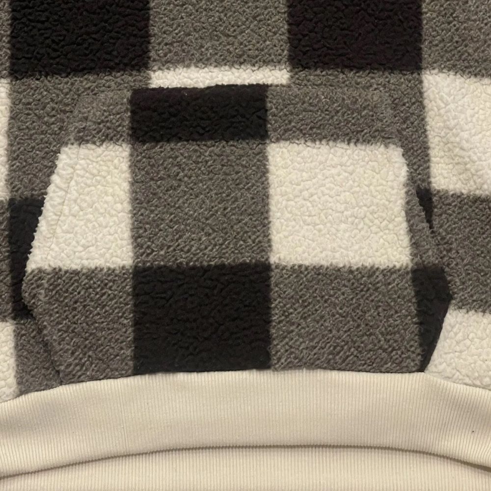 AMERICAN EAGLE Sherpa Fleece Black White Grey Checkered Pullover Hoodie M - Picture 4 of 9